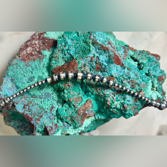 NWOT • Never worn 16” Navajo Pearl Necklace